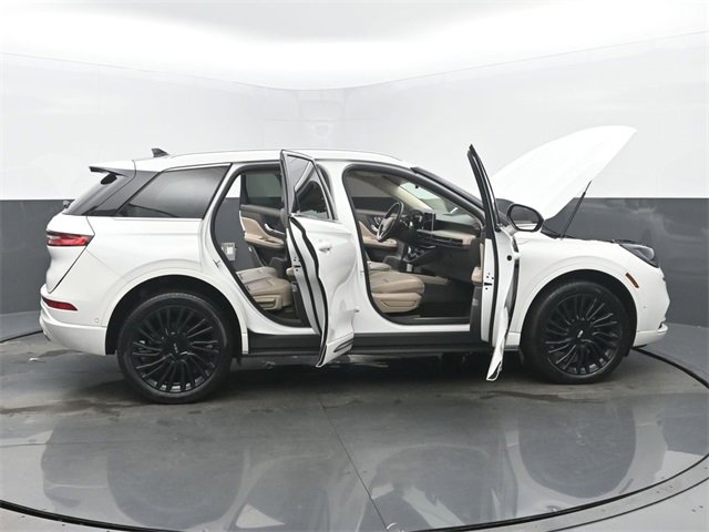 Used 2022 Lincoln Corsair Reserve w/ Equipment Group 201A image 56