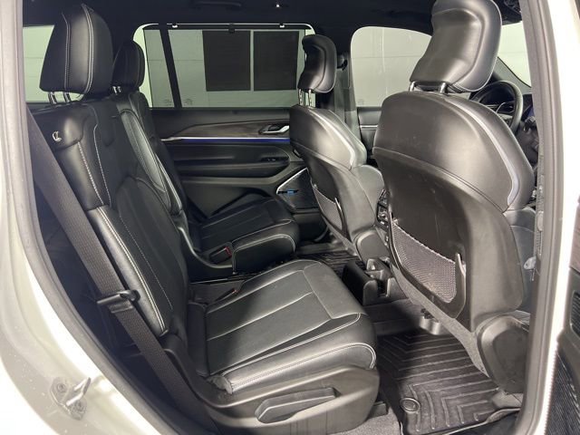 Used 2022 Jeep Grand Cherokee L Overland w/ Luxury Tech Group IV image 13