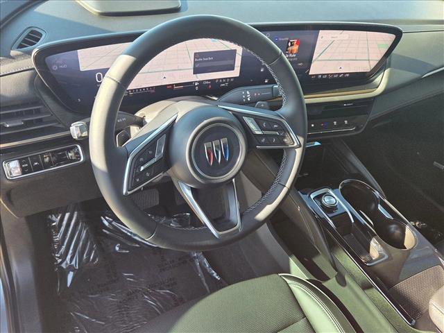 Used 2024 Buick Envision Avenir image 10
