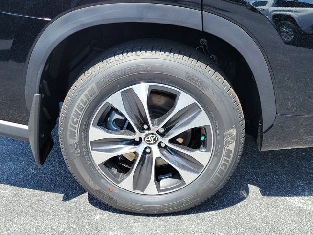 New 2026 Toyota Highlander XLE AWD/4WD image 5