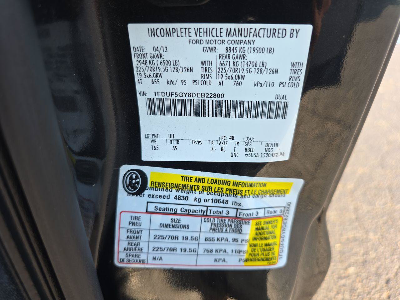 Used 2013 Ford F550 2WD Regular Cab Super Duty w/ Payload Upgrade Pkg image 27