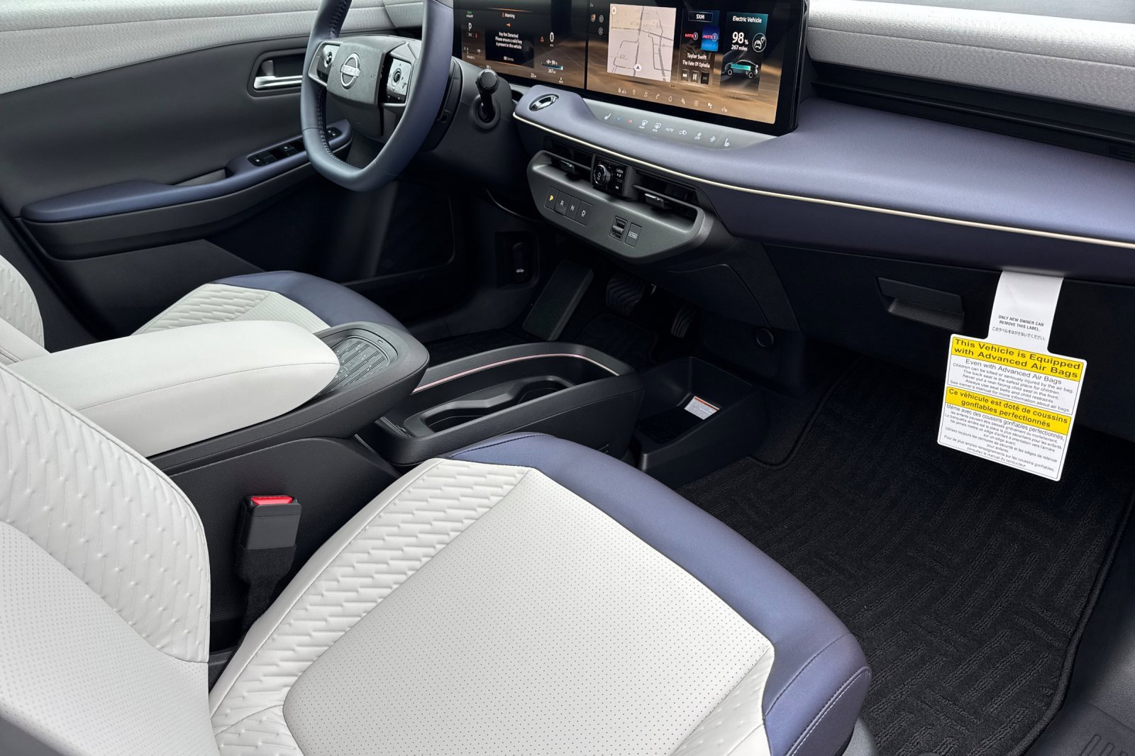 New 2026 Nissan Leaf Platinum+ w/ Cargo Package (Platinum+) image 13