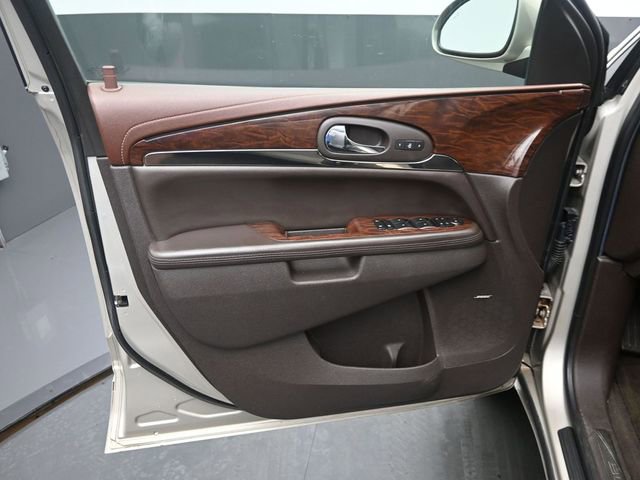 Used 2014 Buick Enclave Premium image 12