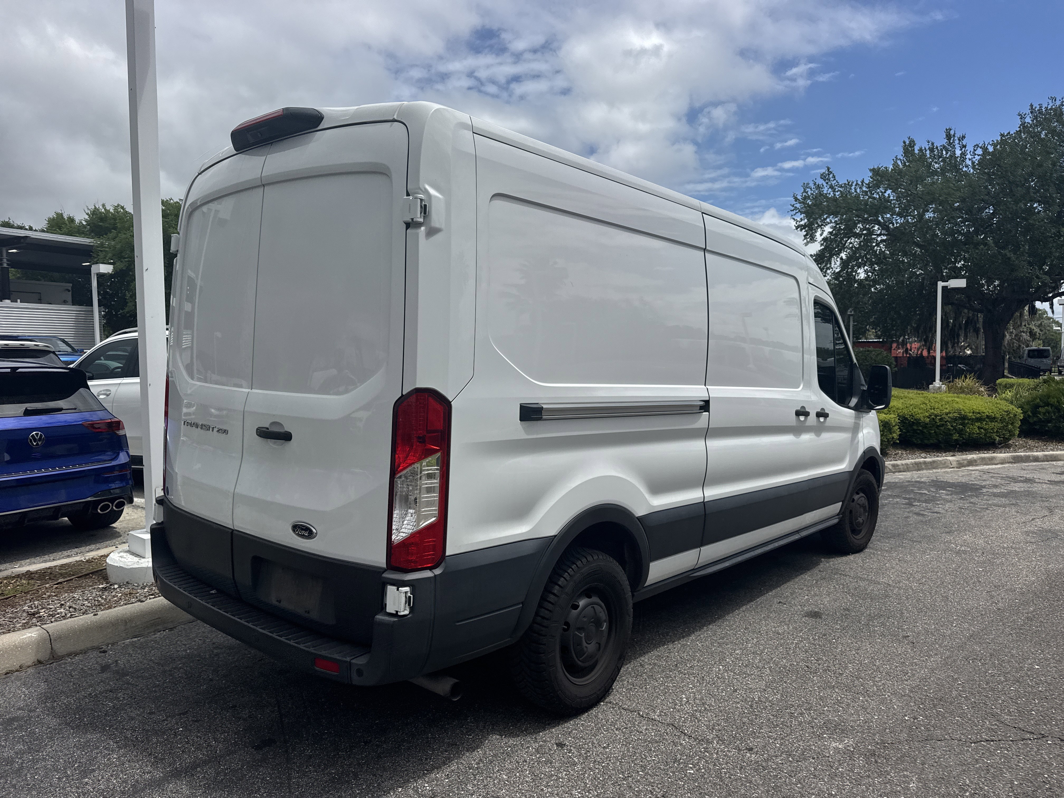 Used 2021 Ford Transit 250 Medium Roof w/ Load Area Protection Package image 2