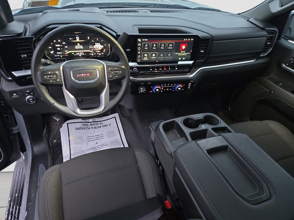 Used 2024 GMC Sierra 1500 Elevation image 12