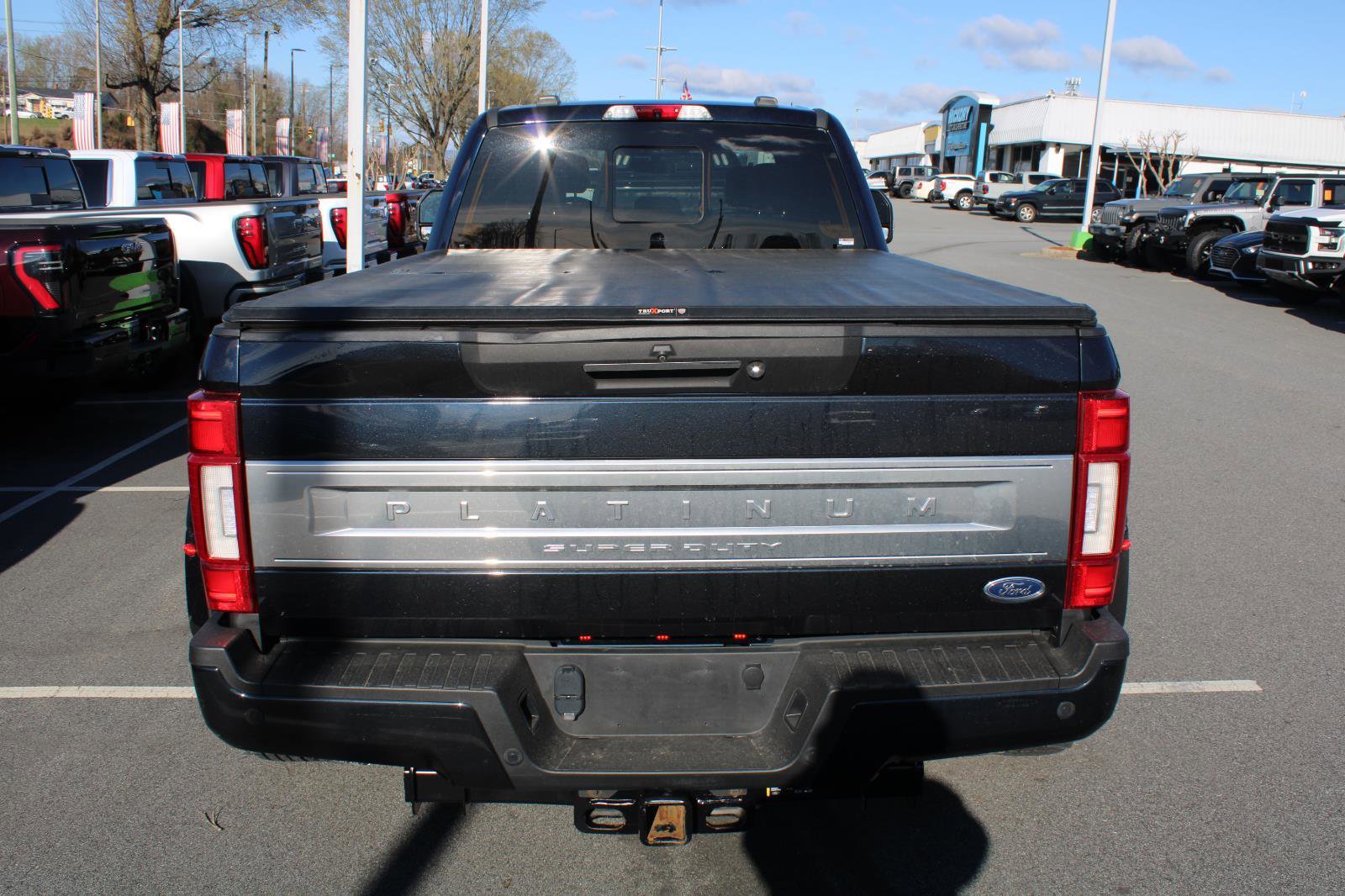 Used 2022 Ford F350 Platinum image 7