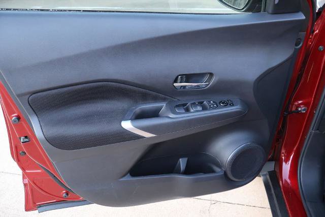 Certified 2024 Nissan Kicks SV FWD image 15