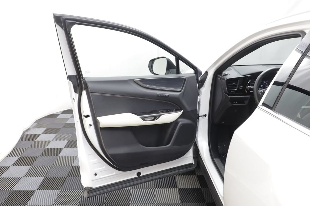 Used 2022 Lexus NX 250 AWD image 5