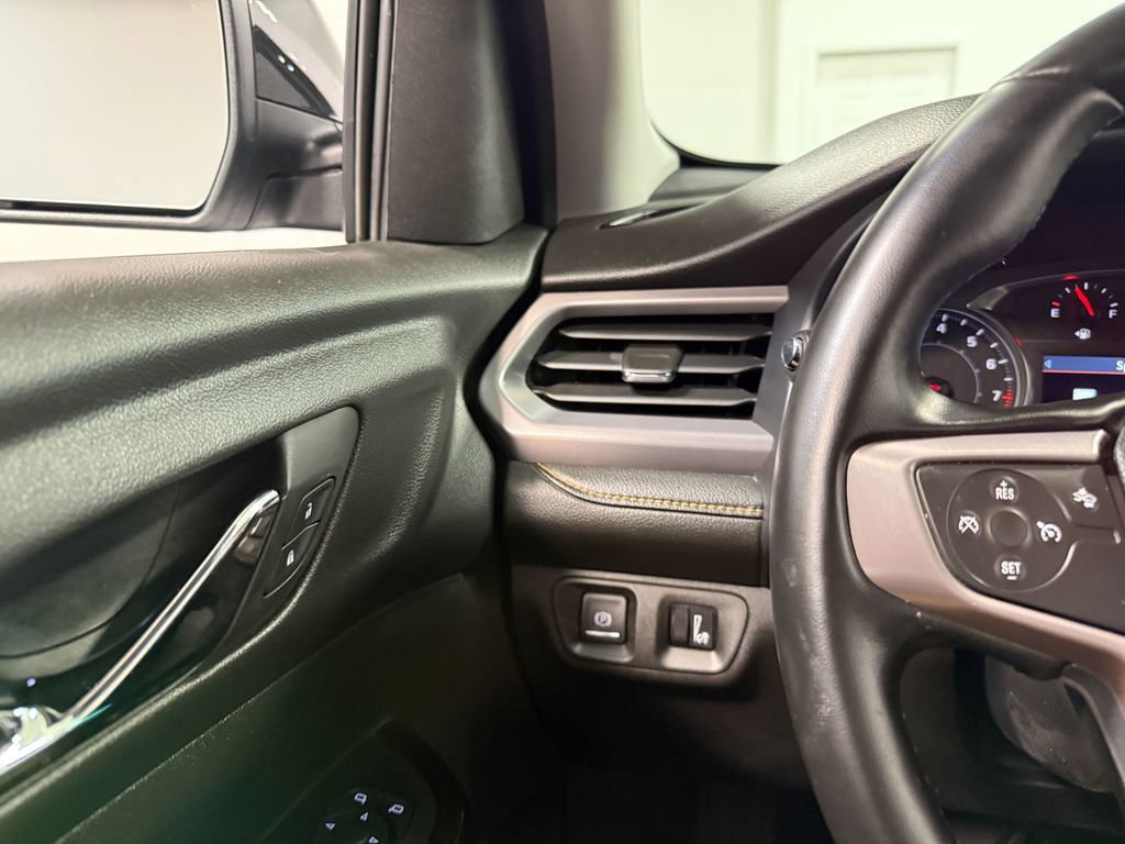 Used 2023 GMC Acadia AT4 image 77