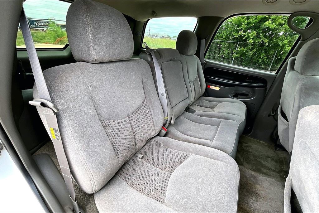 Used 2003 Chevrolet Tahoe LS w/ Cargo Package RWD image 32
