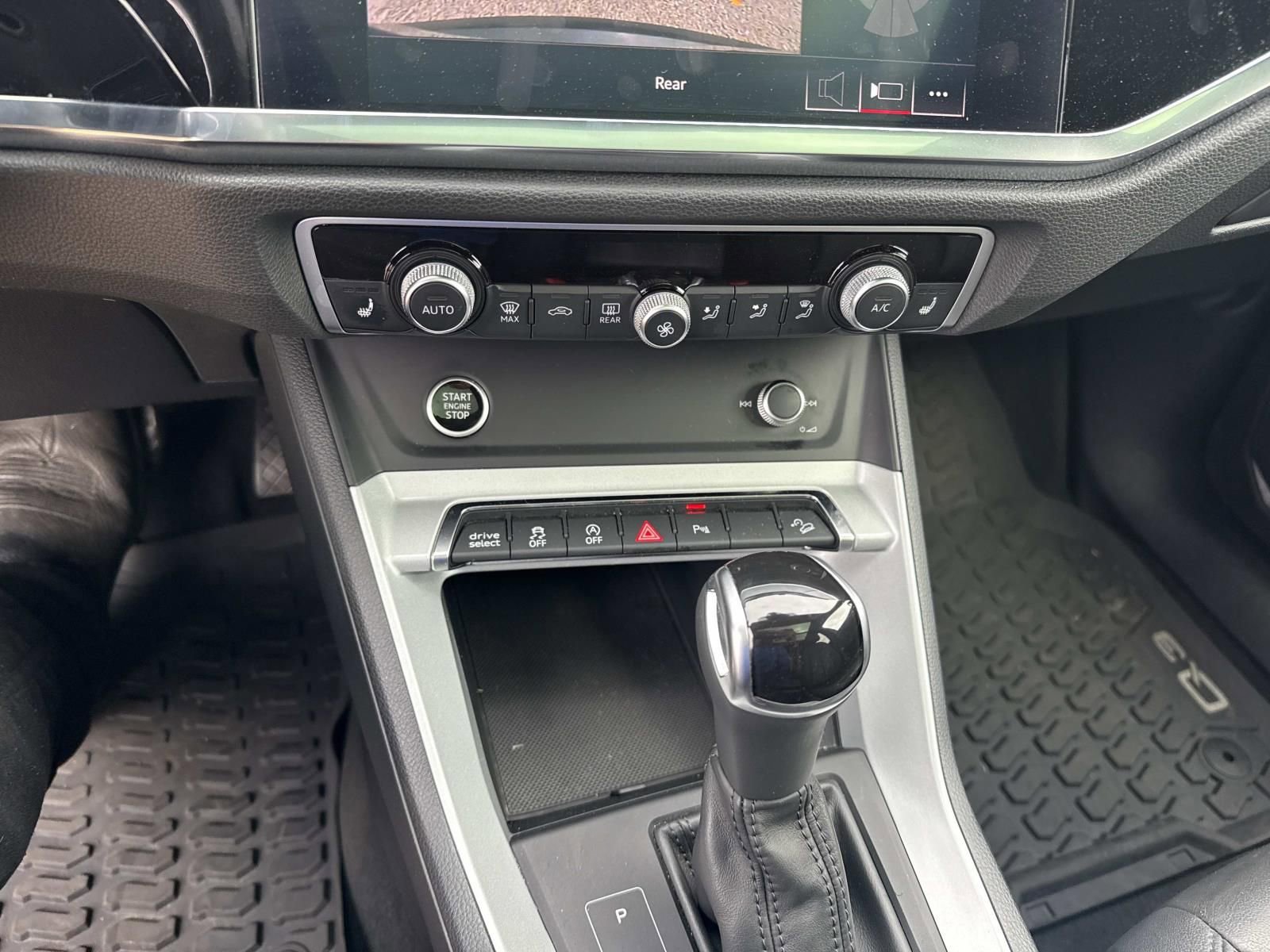 Used 2021 Audi Q3 2.0T Premium w/ Convenience Package image 22