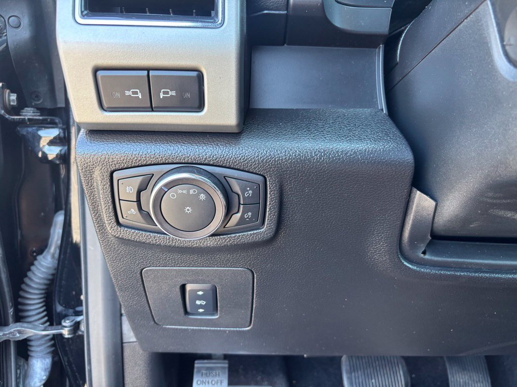 Used 2017 Ford F150 Lariat w/ Equipment Group 502A Luxury AWD/4WD image 36