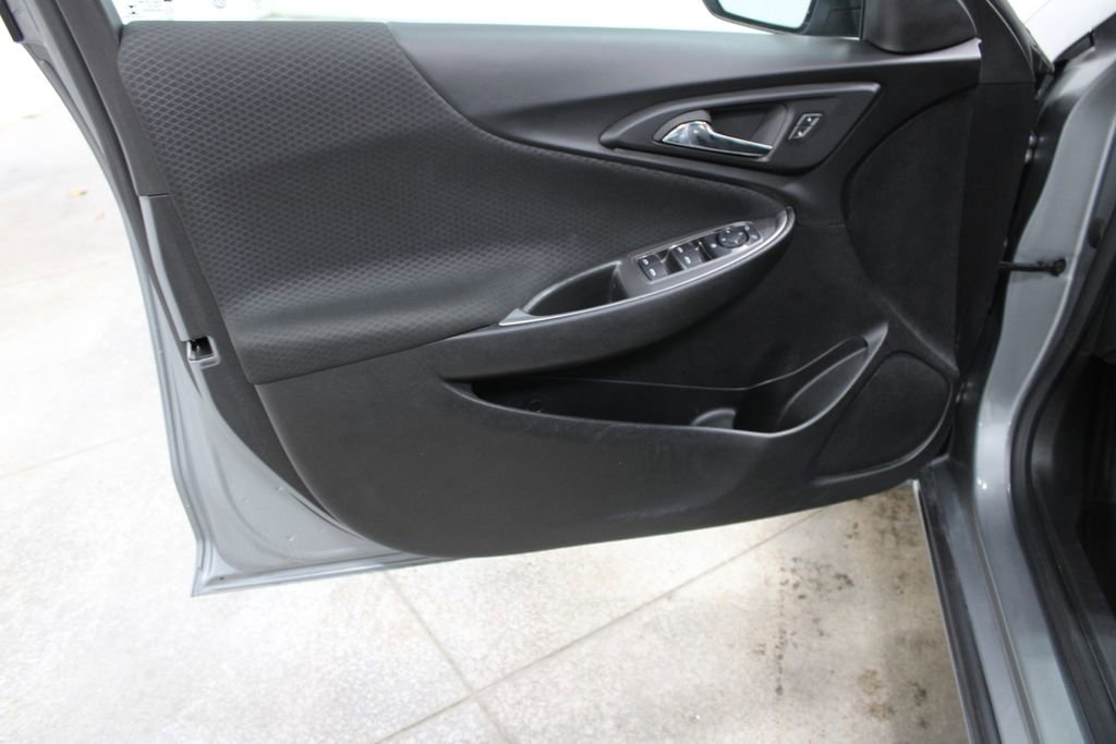 Used 2024 Chevrolet Malibu LT image 16