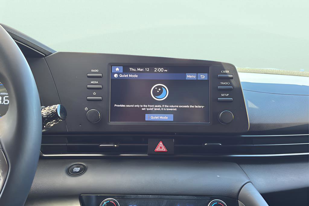 Certified 2025 Hyundai Elantra Sport image 30