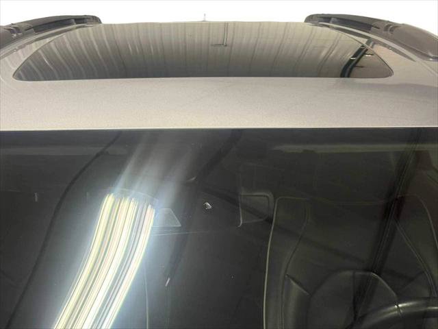Certified 2021 Chrysler Pacifica Limited AWD/4WD image 15
