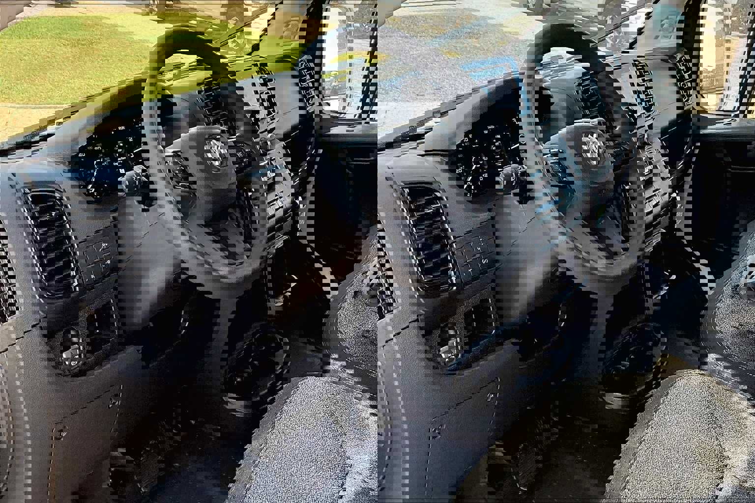 New 2026 RAM ProMaster 2500 w/ Convenience Group image 9