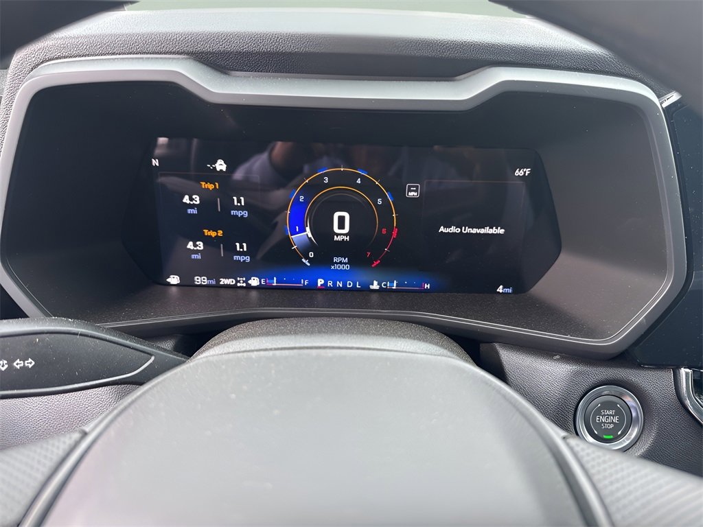 Used 2025 Chevrolet Colorado Trail Boss w/ Midnight Edition image 17