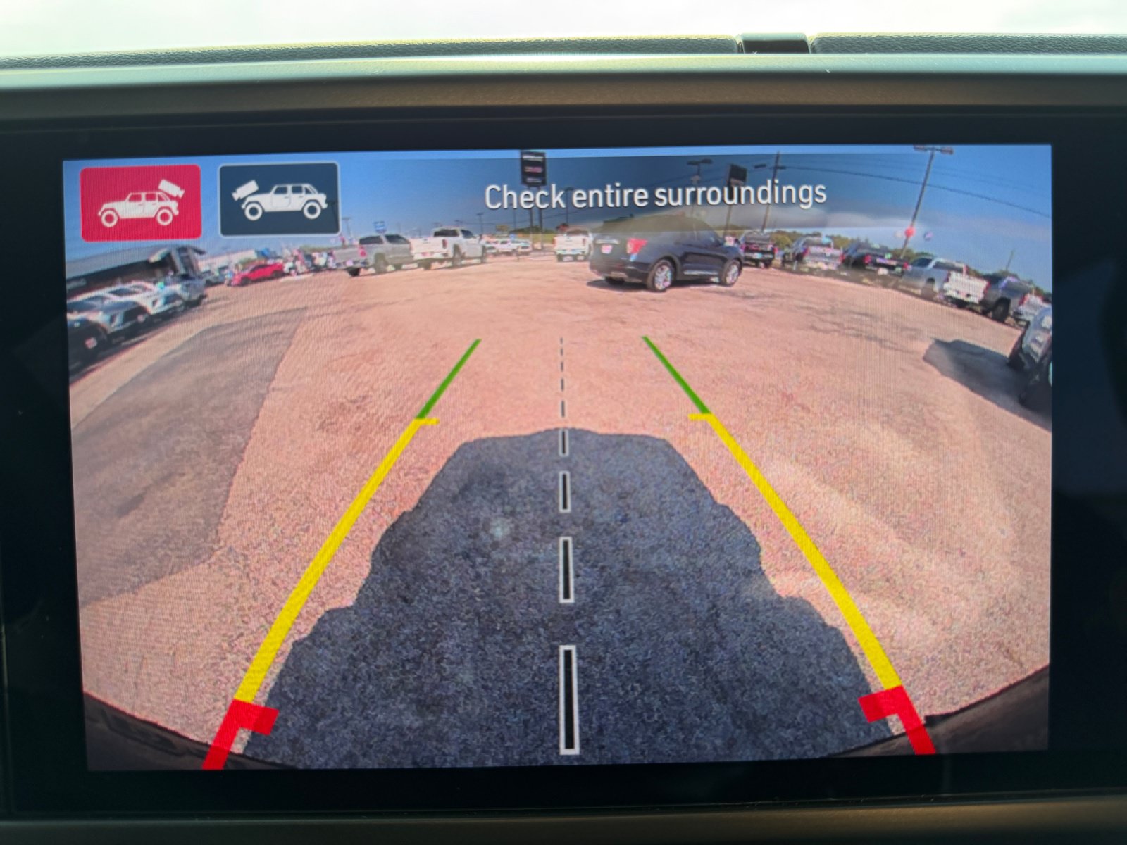 Used 2025 Jeep Wrangler Unlimited Rubicon AWD/4WD image 13