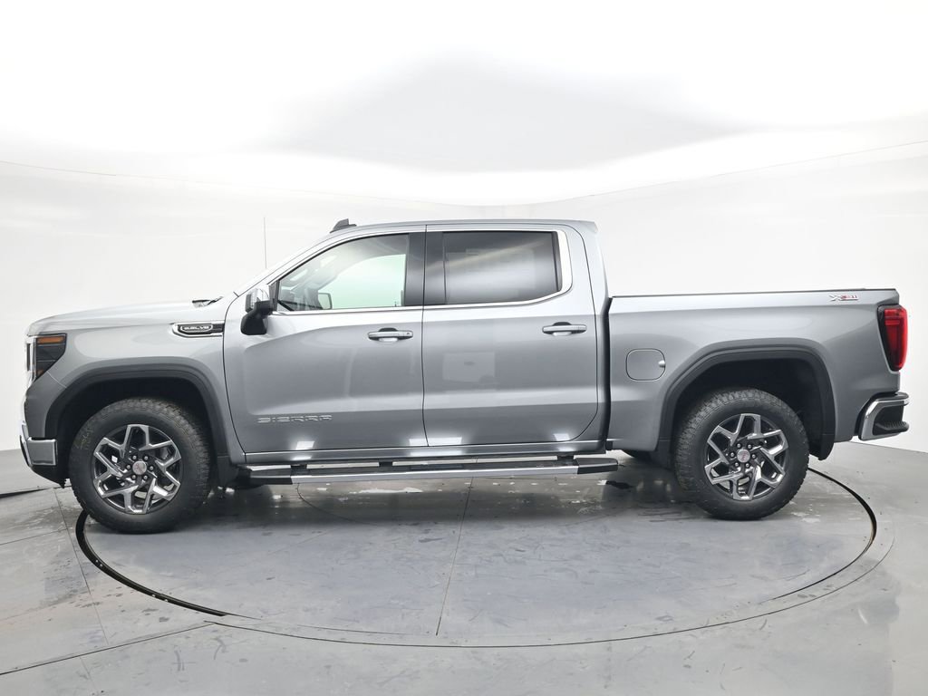 New 2026 GMC Sierra 1500 SLE image 3