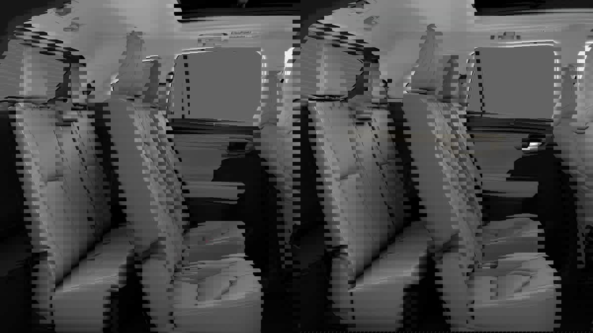 New 2026 Toyota Highlander Platinum image 21