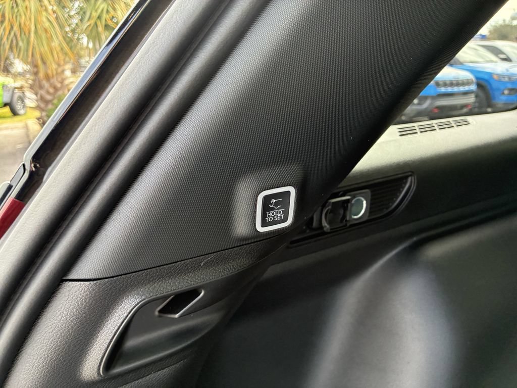 New 2025 Jeep Grand Cherokee Limited AWD/4WD image 32