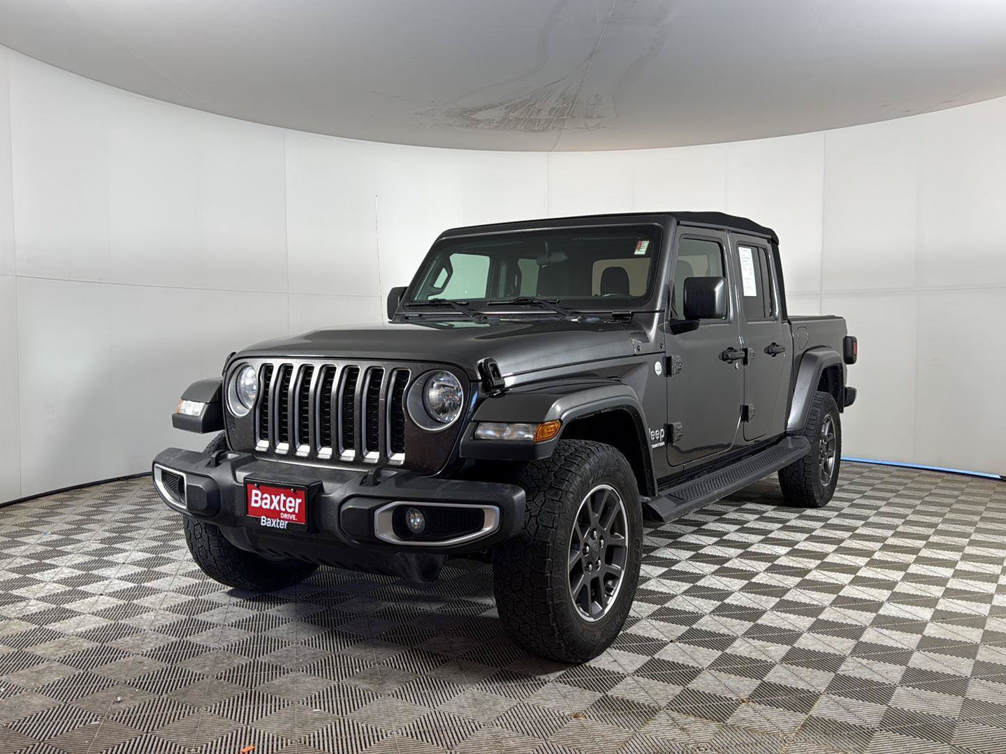 Used 2021 Jeep Gladiator Overland w/ Trailer Tow Package AWD/4WD image 3