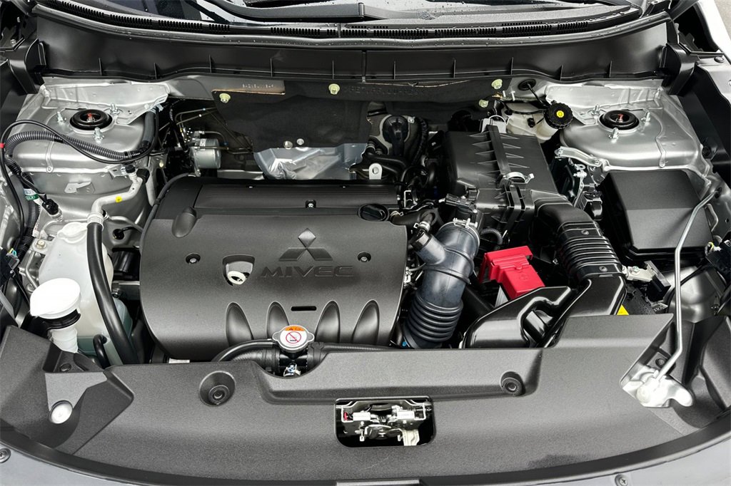 Used 2025 Mitsubishi Outlander Sport ES image 32