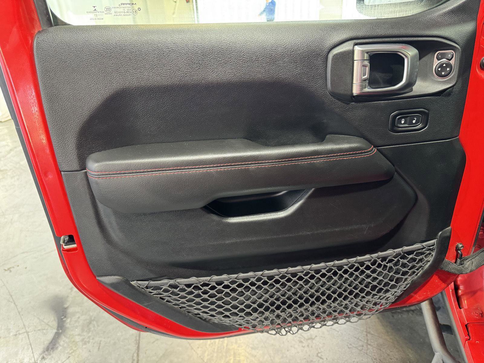 Used 2021 Jeep Wrangler Unlimited Rubicon AWD/4WD image 17