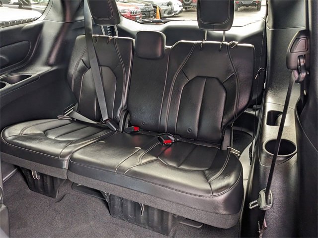 Certified 2021 Chrysler Pacifica Touring-L w/ S Appearance Package image 10