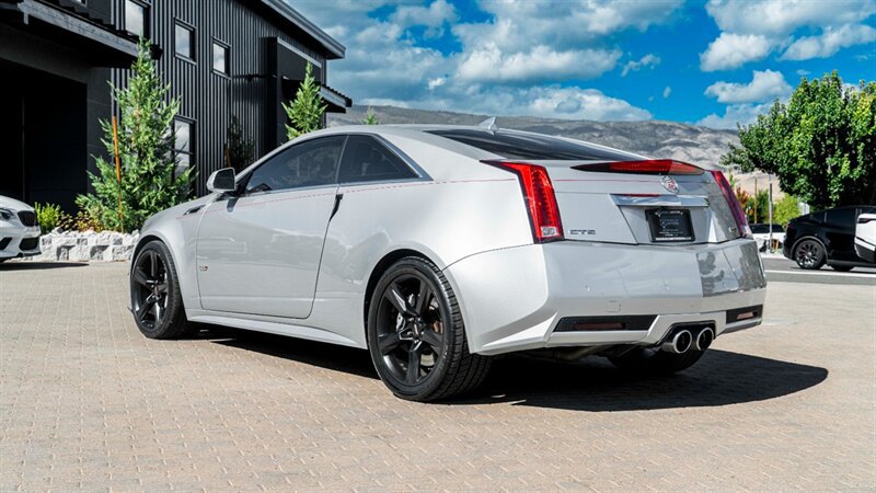 Used 2013 Cadillac CTS V RWD image 2