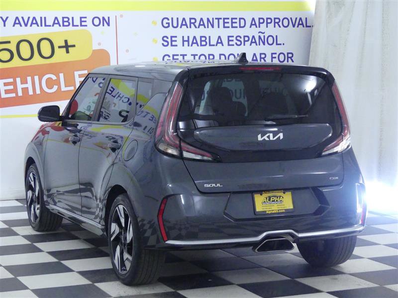 Used 2023 Kia Soul GT-Line FWD image 4