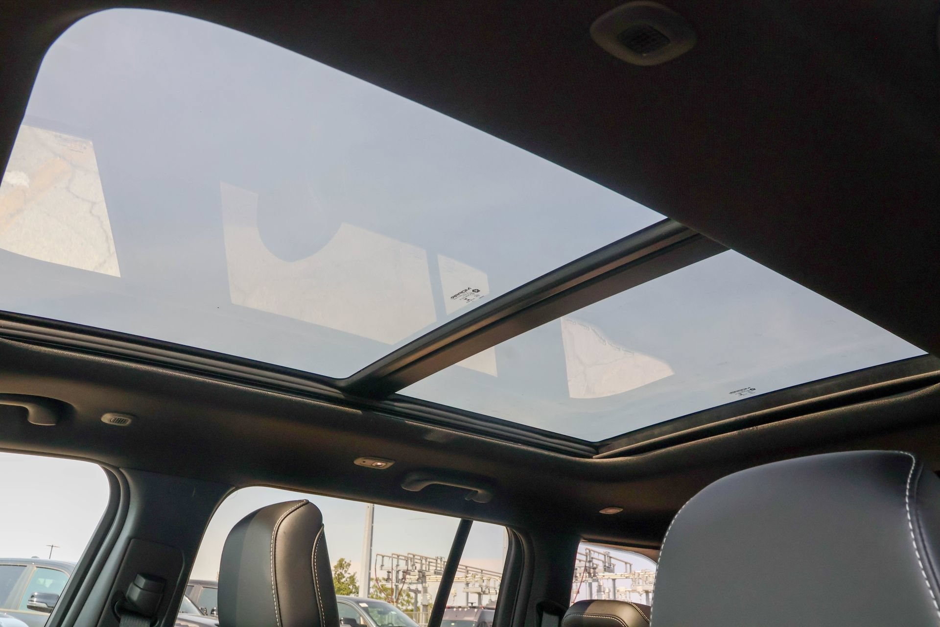 New 2027 Jeep Grand Cherokee Limited AWD/4WD image 7