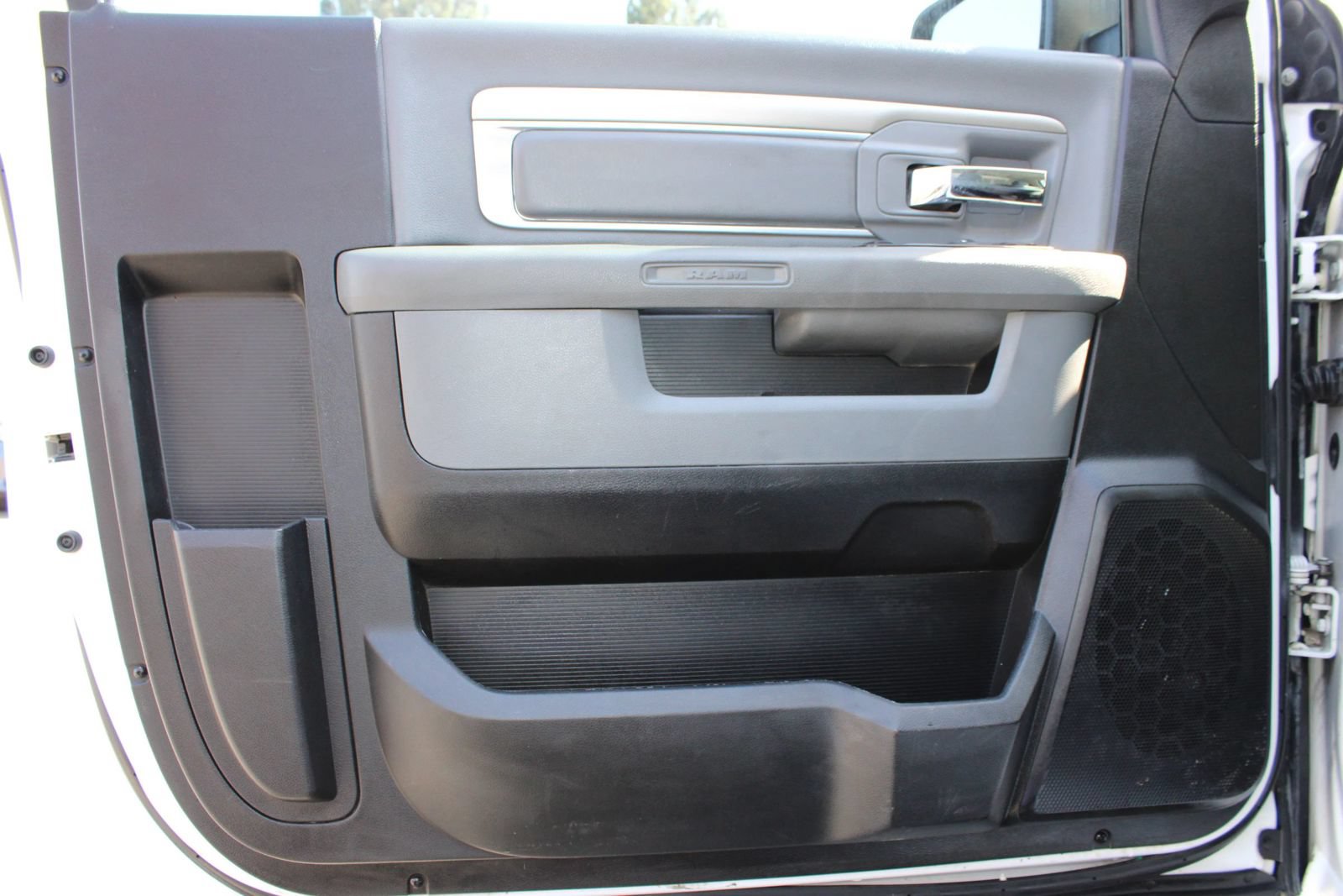 Used 2017 RAM 1500 Tradesman w/ Power & Remote Entry Group RWD image 4