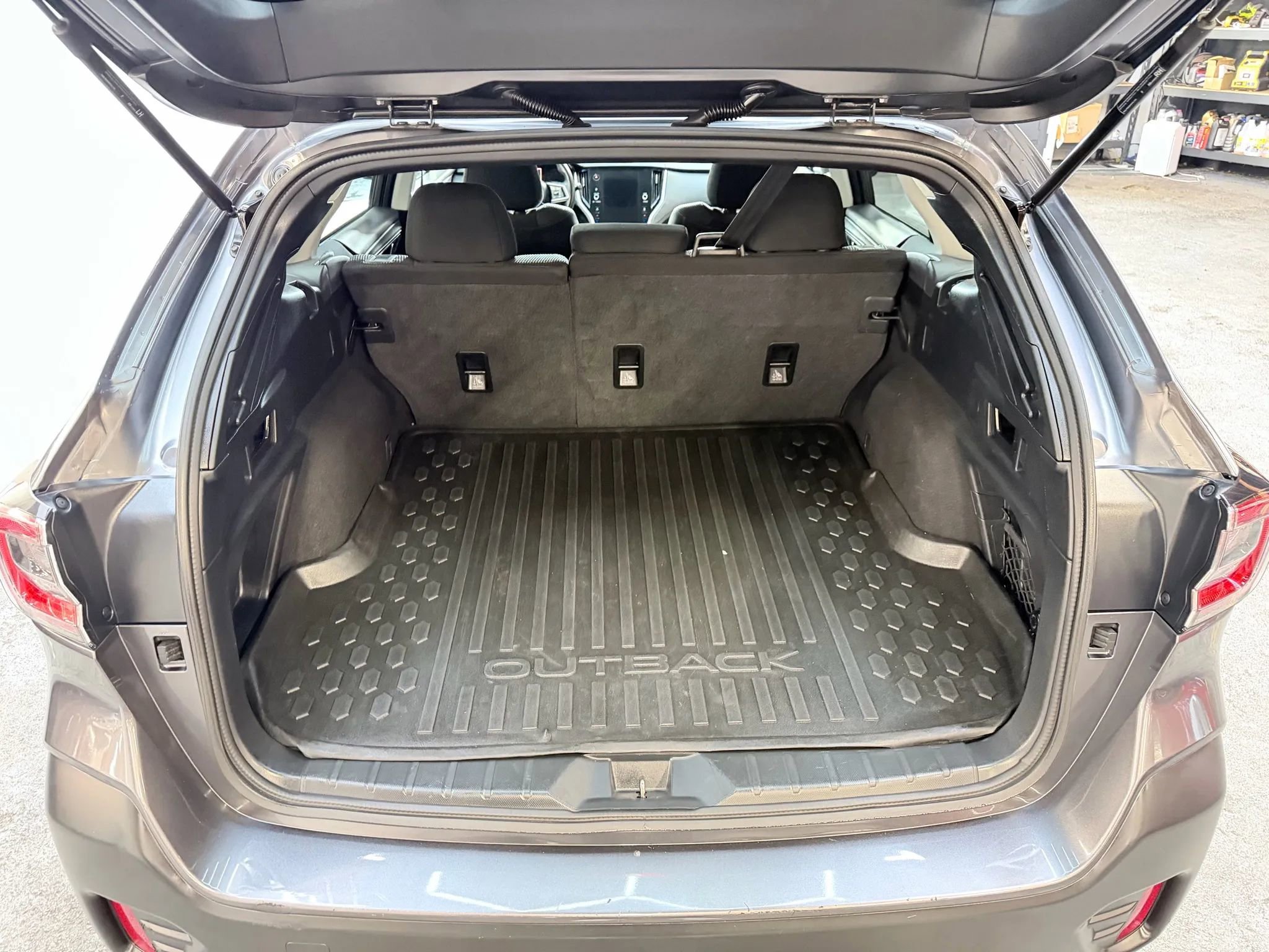 Used 2022 Subaru Outback Premium image 23