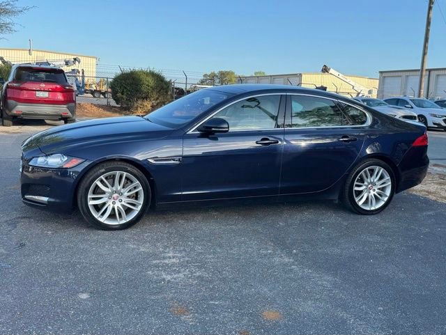 Used 2016 Jaguar XF Prestige image 4