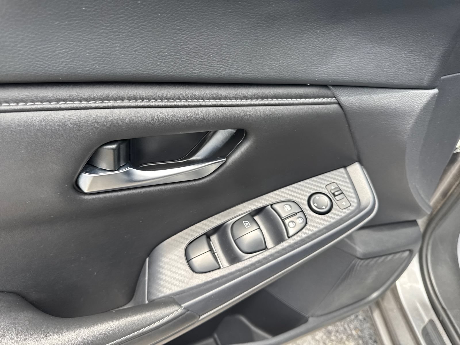Certified 2024 Nissan Sentra SV w/ All-Weather Package FWD image 22