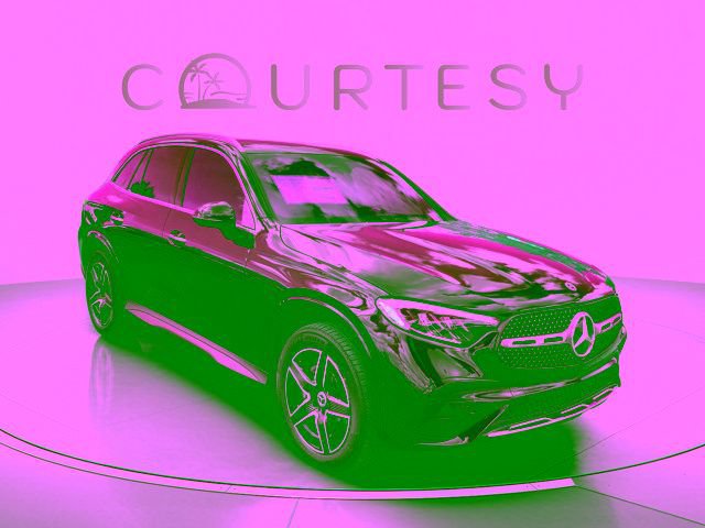 Certified 2026 Mercedes-Benz GLC 300 4MATIC image 5