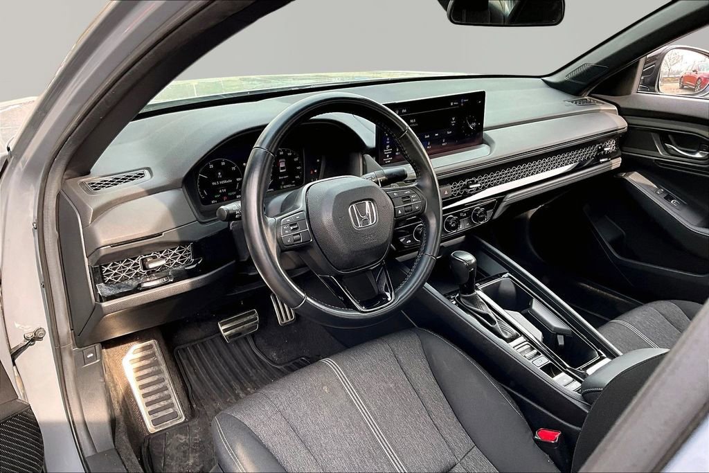 Used 2023 Honda Accord Sport image 14
