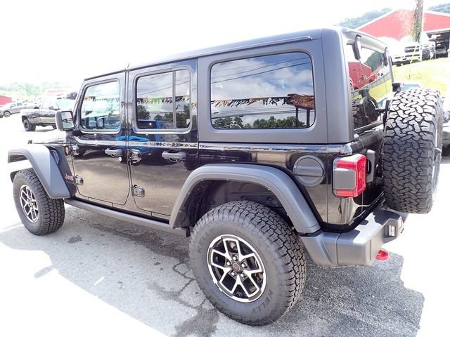 Used 2024 Jeep Wrangler Unlimited Rubicon AWD/4WD image 3