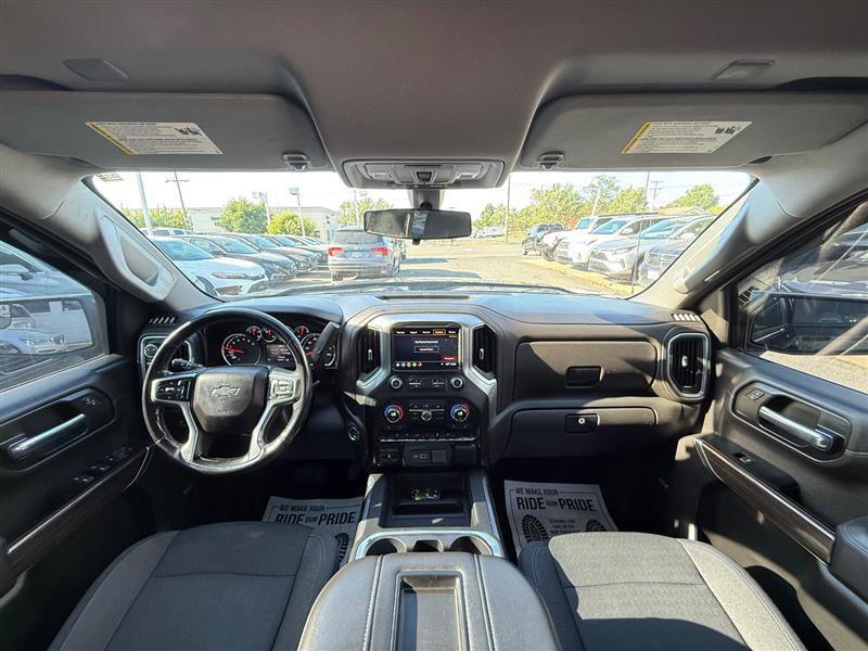 Used 2019 Chevrolet Silverado 1500 RST AWD/4WD image 26
