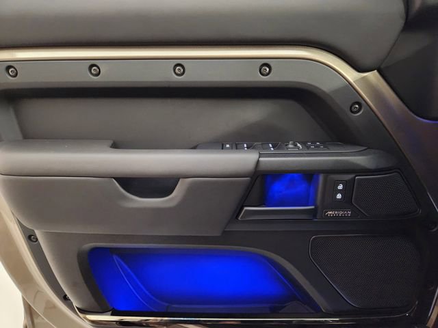 New 2026 Land Rover Defender 110 OCTA image 23