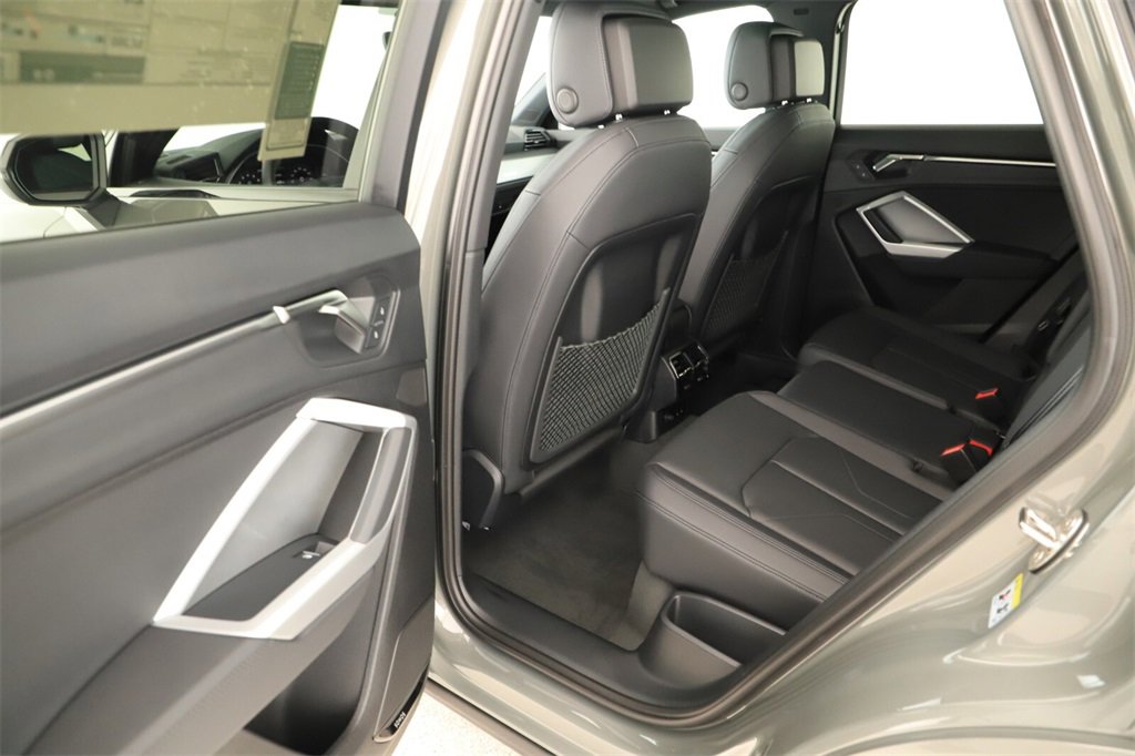 New 2025 Audi Q3 2.0T Premium image 27