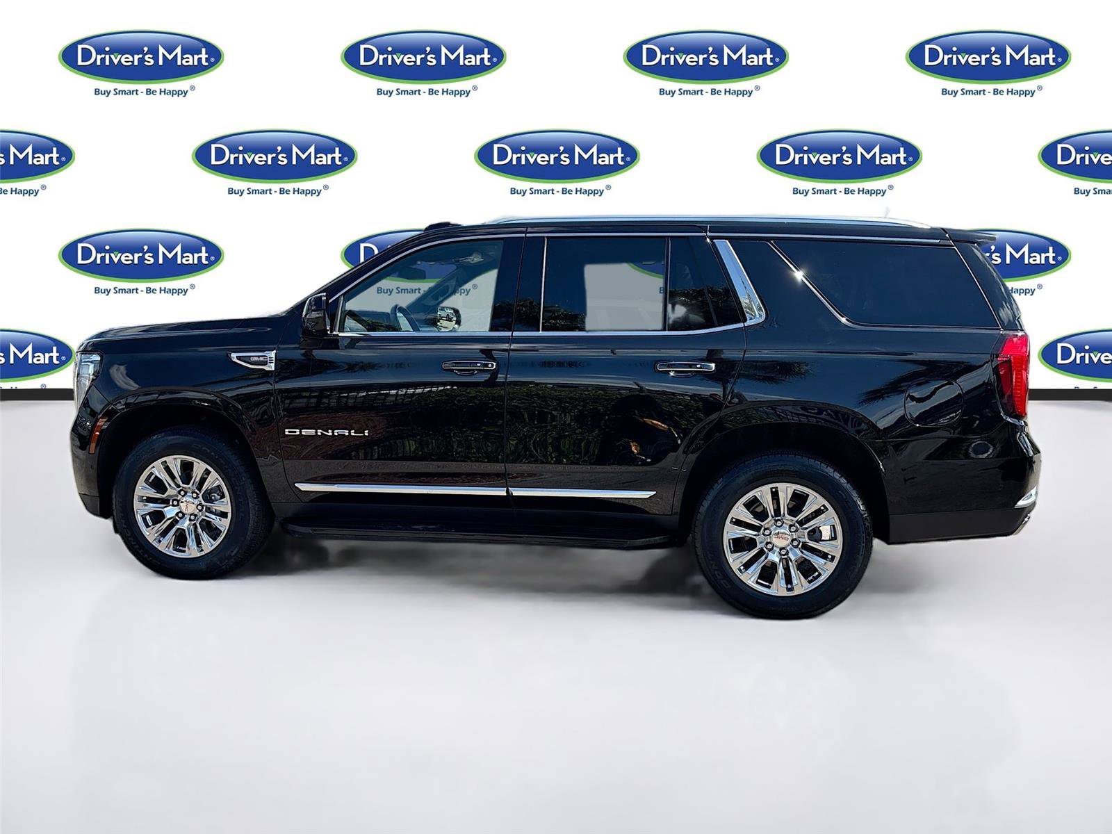 Used 2025 GMC Yukon Denali RWD image 4