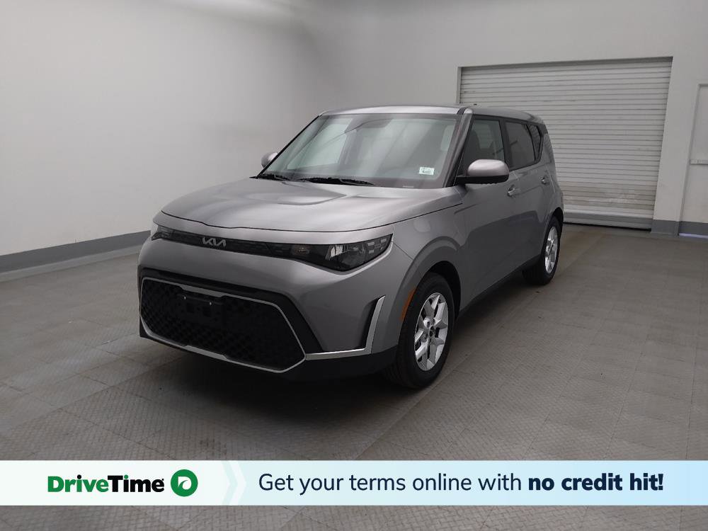 Used 2025 Kia Soul LX image 1