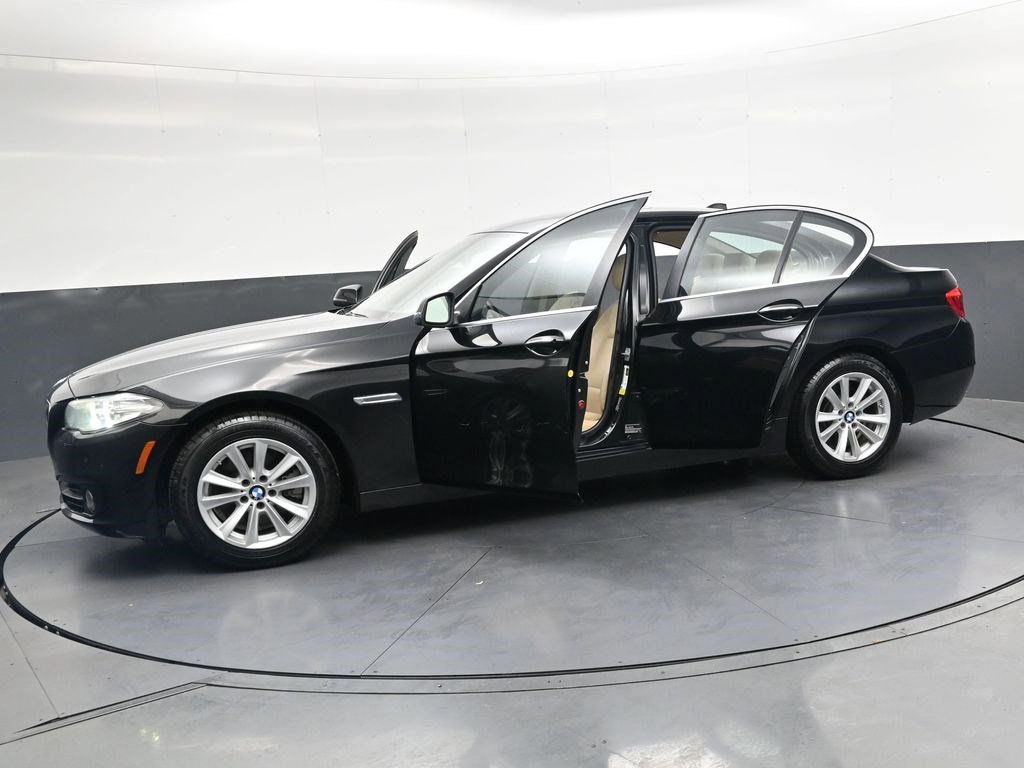 Used 2016 BMW 528i Sedan RWD image 39