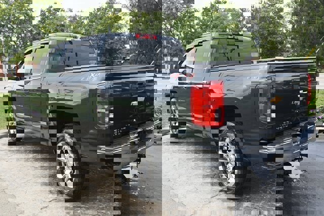 Used 2018 Chevrolet Silverado 1500 LTZ w/ Sport Package image 7