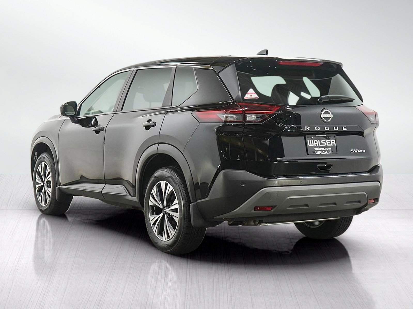 Used 2023 Nissan Rogue SV AWD/4WD image 3