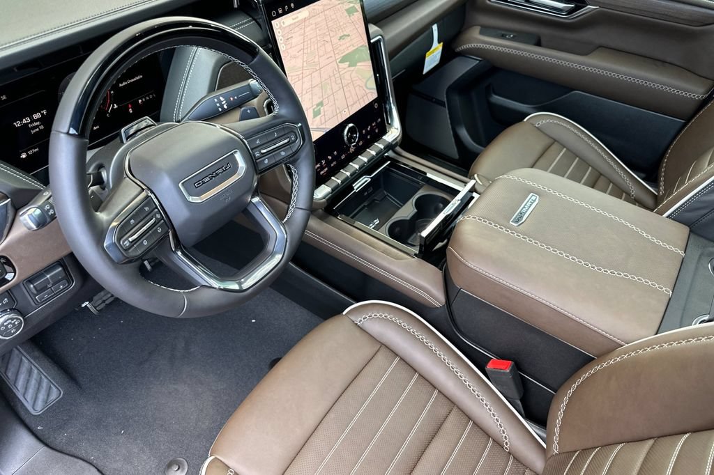 New 2026 GMC Yukon Denali Ultimate AWD/4WD image 10
