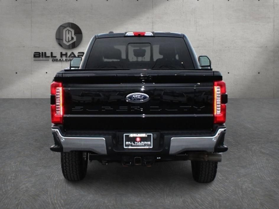 Used 2023 Ford F350 Lariat w/ FX4 Off-Road Package image 7