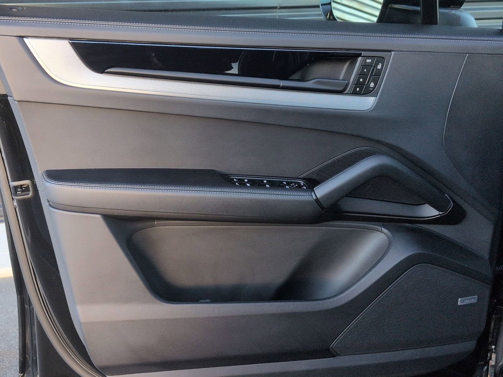 Certified 2026 Porsche Cayenne image 14